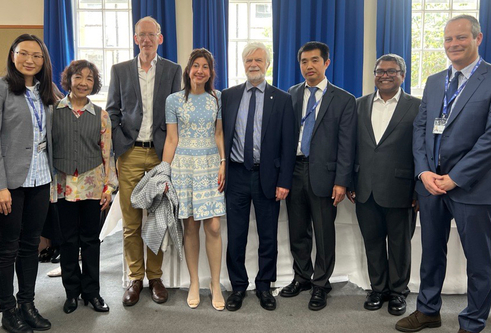 Professor Sir Jim Skea presents prizes to graduates from the University’s Centre for Energy, Petroleum and Mineral Law and Policy